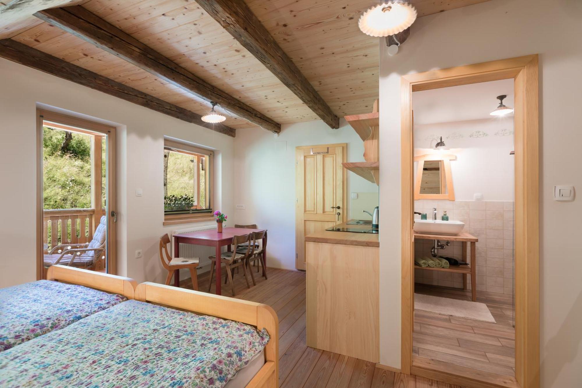 Homestead farm Tešnak Gorenja Vas  Habitación foto